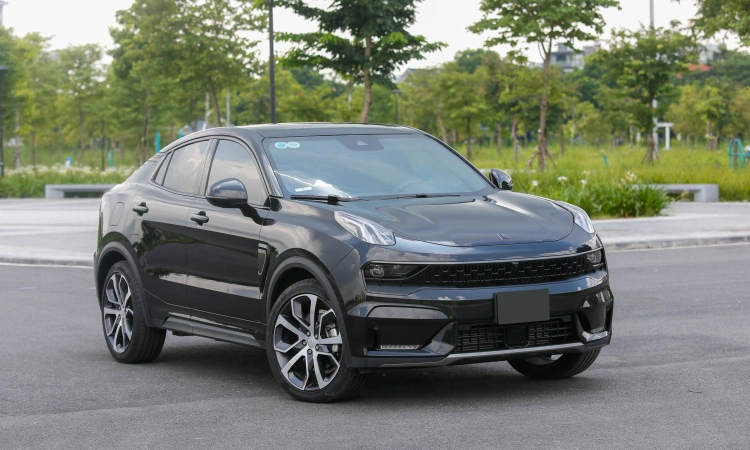 Lynk & Co 05