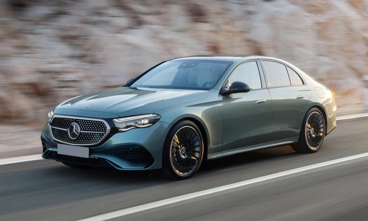 Mercedes EQE SUV